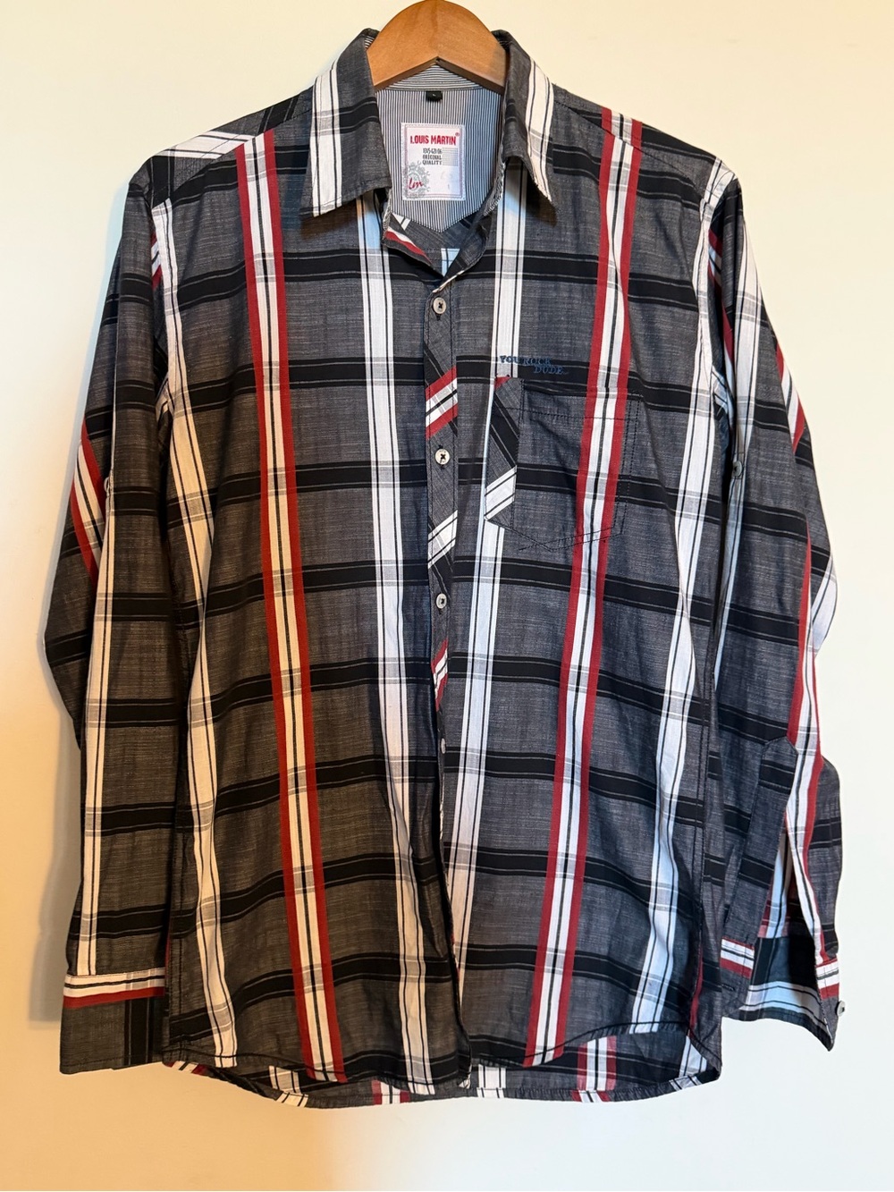 Louis Martin Men's Long-Sleeve Black & Red Plaid Button-Down Shirt